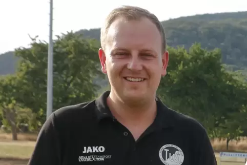 Hat noch Hoffnungen auf den Ligaverbleib: Steinbachs Trainer Christoph Heinrich.