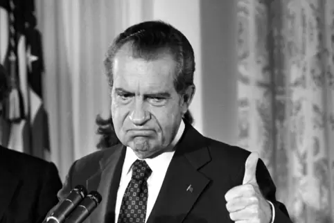 „Möge Gottes Gnade mit Euch sein“: Richard Nixon verabschiedet sich nach seinem Rücktritt am 9. August 1974 in Washington von se