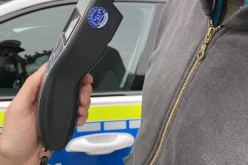 Den Alkoholtest hat der Fahrer verweigert (Symbolfoto).