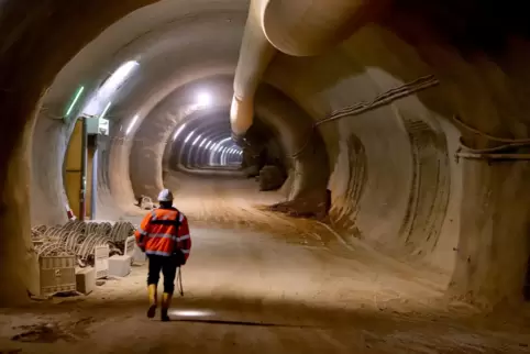Einmal eingetaucht in die Tunnelröhre, befindet man sich in einer ganz eigenen Welt.