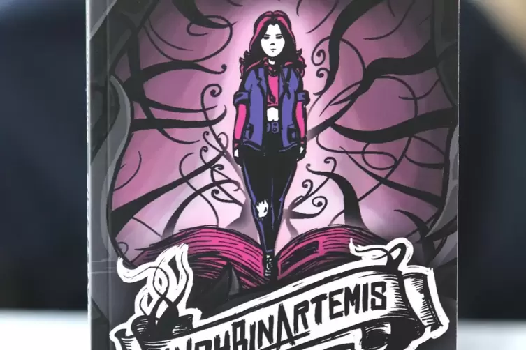 Das Buchcover aus der &bdquo;All-Age Urban-Fantasy-Reihe&ldquo;.