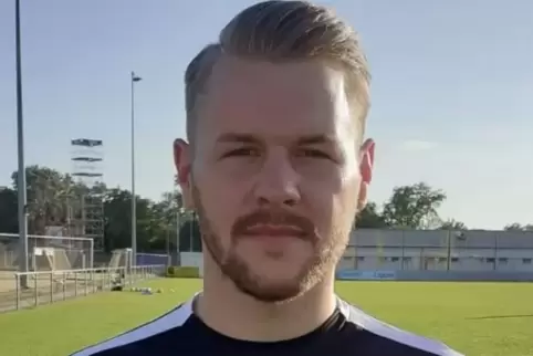 Strebt Cupsieg an: Maudachs Trainer Dominik Schmitt.