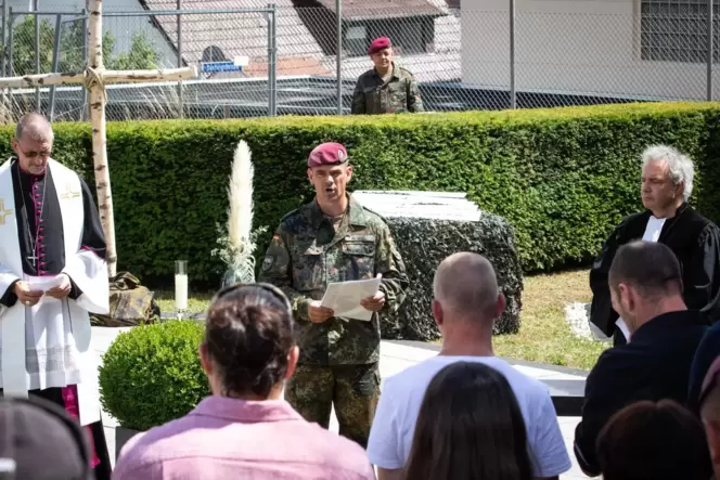 Fünf Straßen in der Kaserne tragen seit Juni 2022 die Namen von Soldaten, die in Afghanistan gefallen sind. Beim ökumenischen Go Fünf Straßen in der Kaserne tragen seit Juni 2022 die Namen von Soldaten, die in Afghanistan gefallen sind. Beim ökumenischen Go