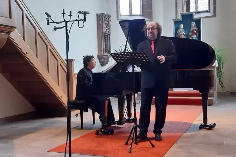 Subtile „Schubertiade“: Bassbariton Dominik Wörner und Pianist Michael Gees in der Andreas-Kirche.