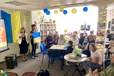 Folklore, Musik und Kulinarik: Die ukrainischen Flüchtlinge wollen den Pirmasenser Danke dafür sagen, dass ihnen so viele Mensch