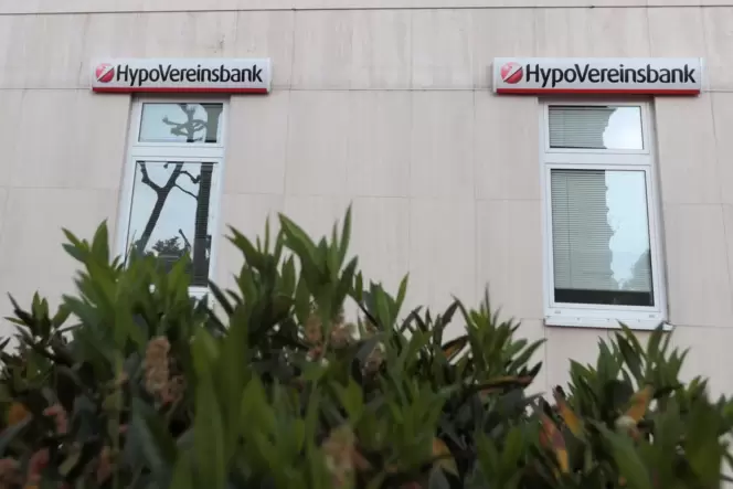 Hier hielt nur noch eine Beraterin die Stellung: Grünstadter Filiale der Hypovereinsbank. Hier hielt nur noch eine Beraterin die Stellung: Grünstadter Filiale der Hypovereinsbank.