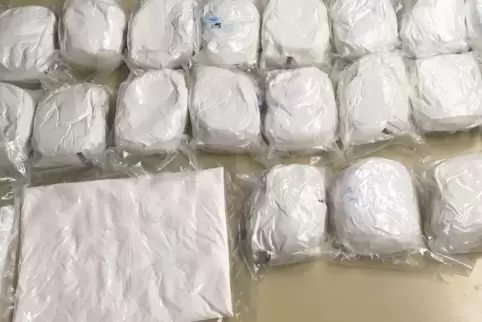 Zehn Kilogramm Amphetamin beschlagnahmte die Polizei bei dem Pirmasenser.