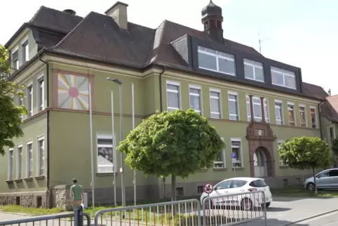 Laut Polizei war ein Vordach an der Schule betroffen. 