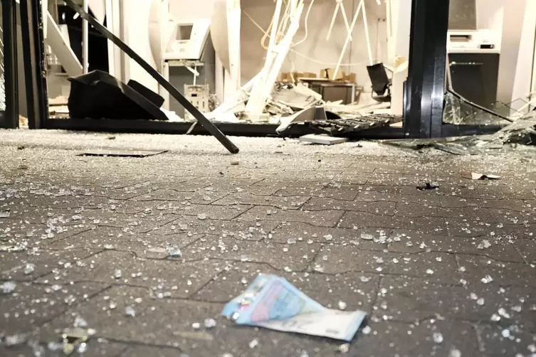 Am Mittwoch wurde ein Geldautomat in Bubenhausen gesprengt. 