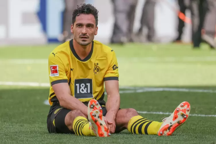Mats Hummels: V&ouml;llige Leere. 