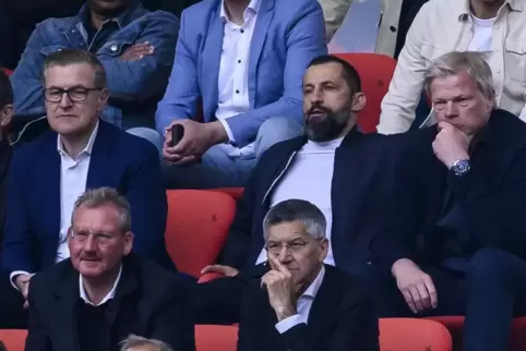 Neuer Vorstandsboss, alter Vorstandsboss und dazwischen der Bisher-Sportchef: Jan Christian Dreesen, Hassan Salihamidzic und Oli