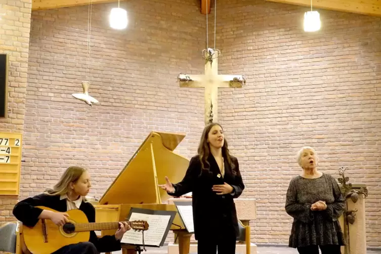  Trio aus der Urkaine (von links): Lisa Burshtyn, Viktoria Yaremeniuk und Tatiana Kaut. 