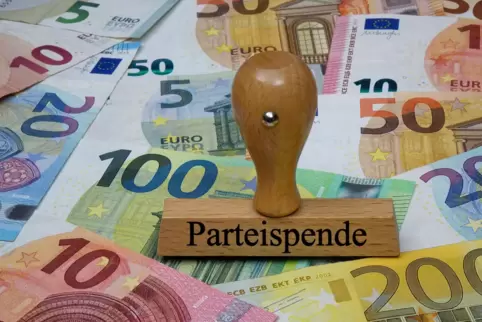 Über 110 Millionen Euro nahmen die Parteien im Wahljahr 2021 an Spenden ein.