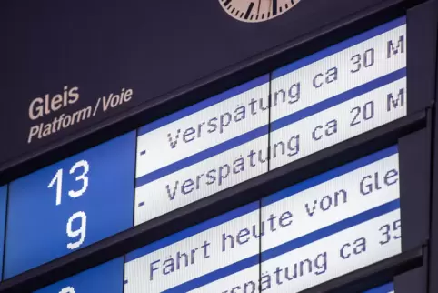 Bisher mussten Bahnunternehmen bei hohen Verspätungen Entschädigungen zahlen – unabhängig davon, ob die Verspätung durch ihr Ver