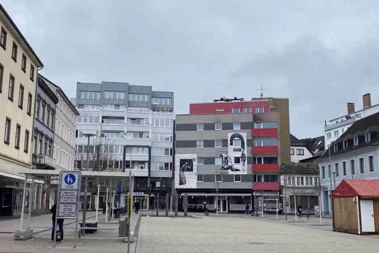 Schauplatz einer nächtlichen Prügelei: der Schillerplatz in Kaiserslautern. 
