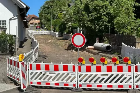 An der Baustelle in der Haardter Straße sollen ab Montag die Bagger anrücken.