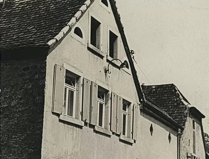 Kolonialwaren Gossenberger in der Waldstraße 61 um 1930.
