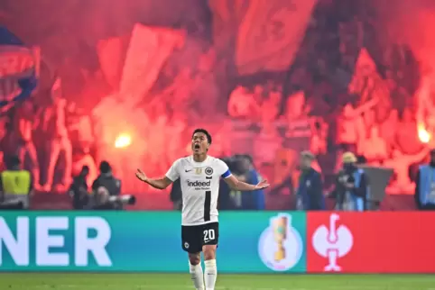 Stimmung und Gefühlslagen – auf dem Platz und auf den Tribünen.