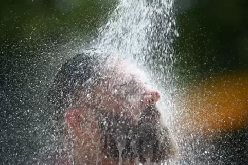 120 Liter Wasser verbraucht ein Mensch im Raum Kaiserslautern durchschnittlich pro Tag. Rund ein Drittel, etwa 45 Liter, werden 