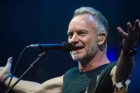 Sting – hier beim Tourstart in Hannover – wirkt mit 71 noch fit. 