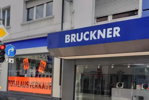 Radio Bruckner gibt es seit kurz nach dem Zweiten Weltkireg, Ende des Jahres schließt das Geschäft. 