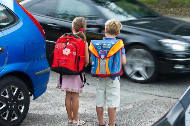 Kinder auf dem Schulweg: Eltern wird allgemein dazu geraten, nicht »Taxi« für ihre Kinder zu spielen.