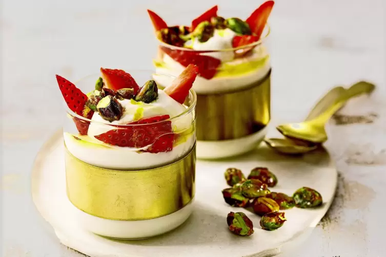 Naschkatzen freuen sich &uuml;ber t&uuml;rkische Joghurtcreme. 