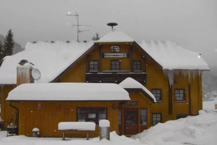 So schneesicher wie auf diesem Bild war es rund um das Clubhaus Fahl am Feldberg im vergangenen Winter nur selten.