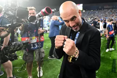 Geschafft: Pep Guardiola hat mit Manchester City die Champions League gewonnen. 