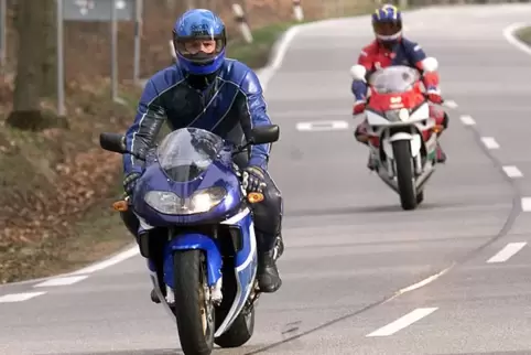 Die Anzahl der Unfälle, an denen Motorradfahrer beteiligt sind, steigt derzeit. 