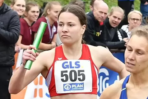 Die 4x400 m Mixed-Staffel des 1. FC Kaiserslautern hatte sich für die DM in Bietigheim-Bissingen qualifiziert, hatte aber ja kei