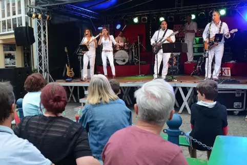 Auf der Marktplatzbühne werden wieder viele Bands spielen. 