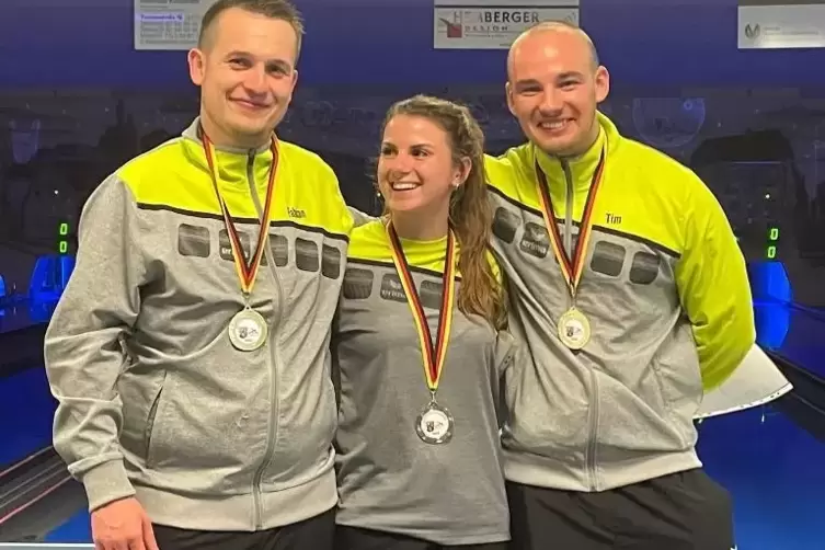  Fabian Buch, Michelle Hecht und Tim Drnasin (von links) bei den Meisterschaften in München. 