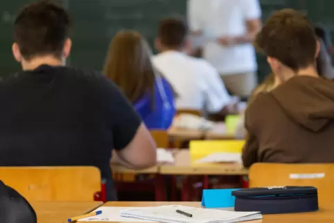 Es ist für alle die sechste Stunde, findet Anne Vogd, wenn es um unser Schulwesen geht.