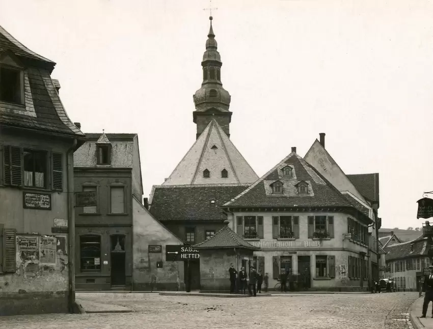 Das Grünstadter Rathaus im Jahr 1905 (von der Stadtverwaltung Grünstadt).