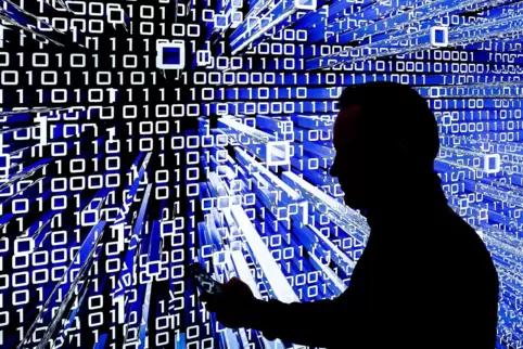Cyberangriffe früh erkennen: Eine mögliche weitere Attacke durch Hacker soll die Kreisverwaltung nicht mehr vollständig lahmlege