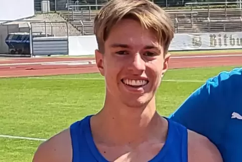 Lars Klein wurde Vizemeister über 1500 Meter, half bei der 4x400-Meter-Staffel aus und gewann Silber. 