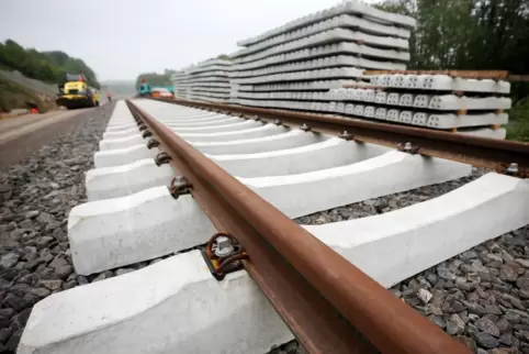 Baustellen bei der Bahn. 