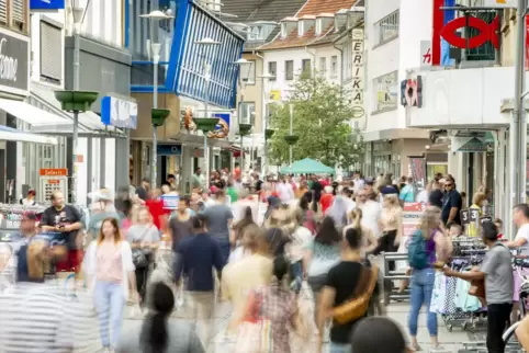 Allein in Rheinland-Pfalz beschäftigt der Einzelhandel rund 150.000 Frauen und Männer.