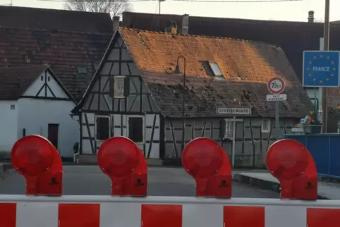 Wegen einer Übung gesperrt: Der Grenzübergang in Scheibenhardt.