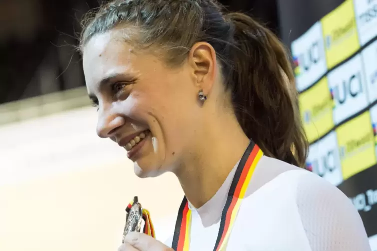 Vielfach vergoldeter Bahnrad-Star: Miriam Welte.