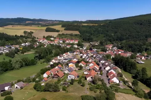 Knapp 260 Einwohner zählt das Dorf im Tal des Reichenbachs. 
