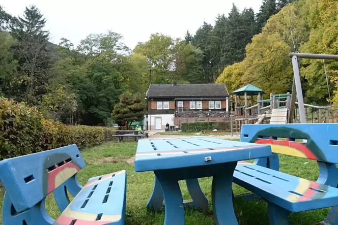 Beliebtes Ausflugsziel: die Klausentalhütte bei Diedesfeld. Beliebtes Ausflugsziel: die Klausentalhütte bei Diedesfeld.