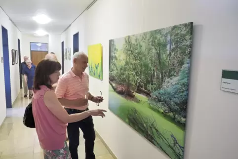 Die Region in Bildern: Kunstwerke aus der Verbandsgemeinde, wie Ilka Frängers Weiher bei Haschbach, zieren derzeit das Altenglan