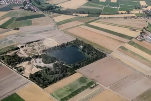 Geplante Bohrstelle: Auf einem Feld schräg gegenüber der Sandgrube Heberger zwischen Waldsee und Otterstadt soll nach Erdöl gesu