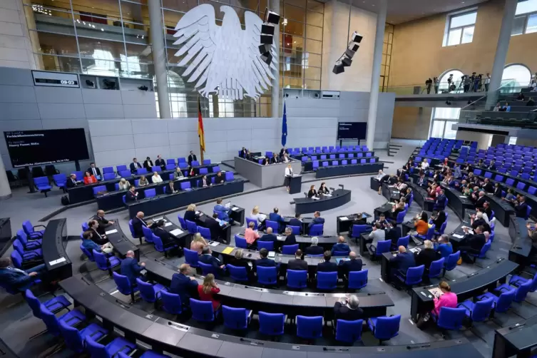 Bundestagsdebatte: In einer Demokratie müssen alle einander zuhören.