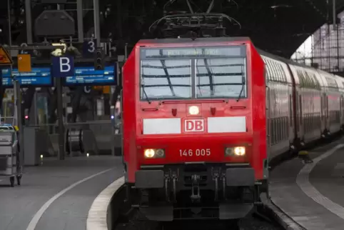 Bis auf Weiteres wird es bei der Bahn keine streikbedingten Behinderungen im Zugverkehr geben.