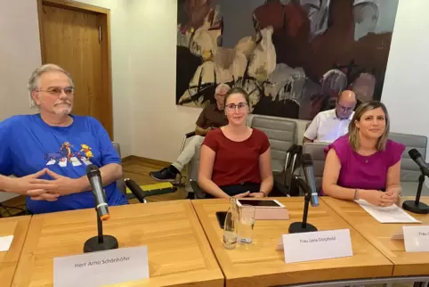 Sie wollen hauptamtlich in der Stadtspitze mitarbeiten (von links): Arno Schönhöfer, Lena Dürphold und Jennifer Braun. 