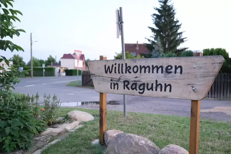 Raguhn-Jeßnitz in Sachsen-Anhalt. Jeßnitz ist Partnerstadt der pfälzischen Gemeinde Bobenheim-Roxhiem.