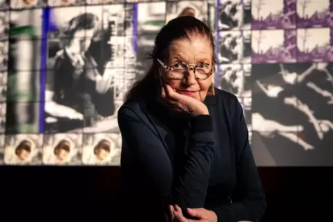 „Die Madonna findet sich auch in mir“: Ulrike Rosenbach. „Die Madonna findet sich auch in mir“: Ulrike Rosenbach.